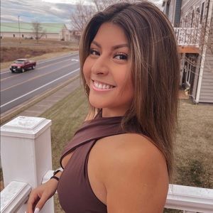 Meet your Posher, Pamela